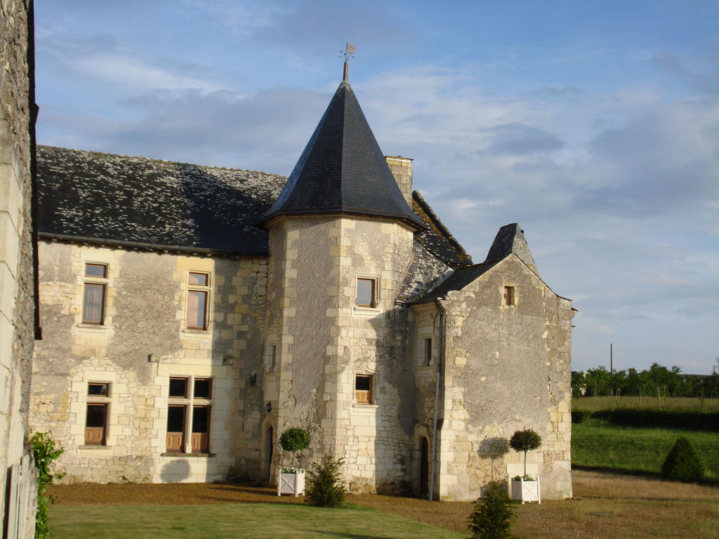 Manoir Du Bois Noblet Bed and Breakfast Louerre Exteriör bild